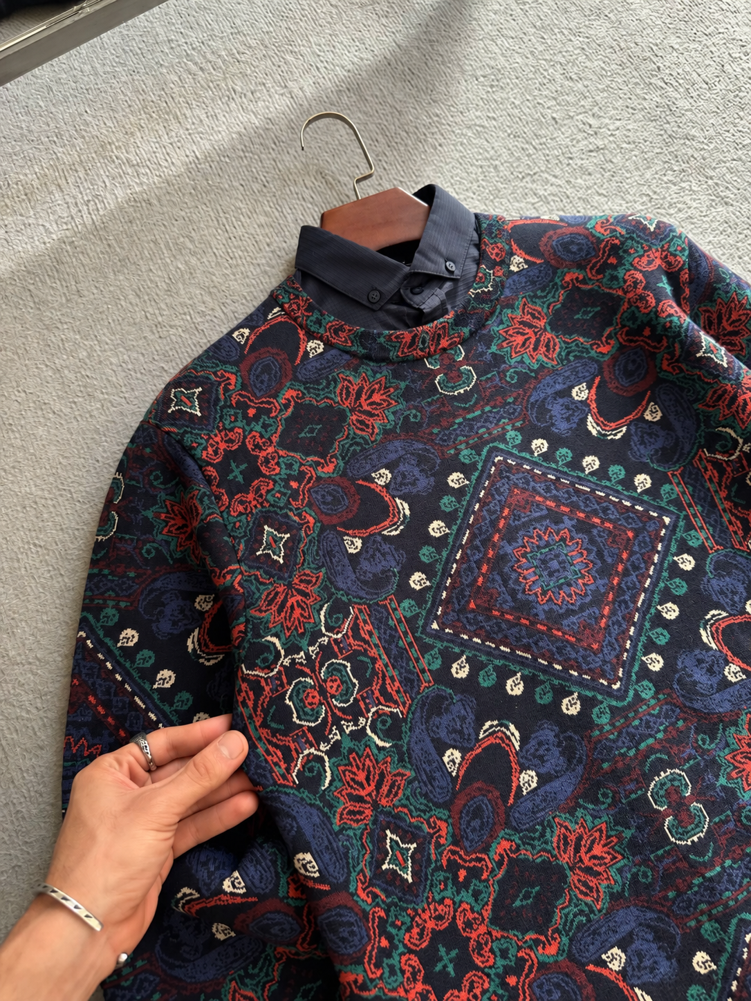 PERSIAN PATCHWORK V2 TAPESTRY CREWNECK