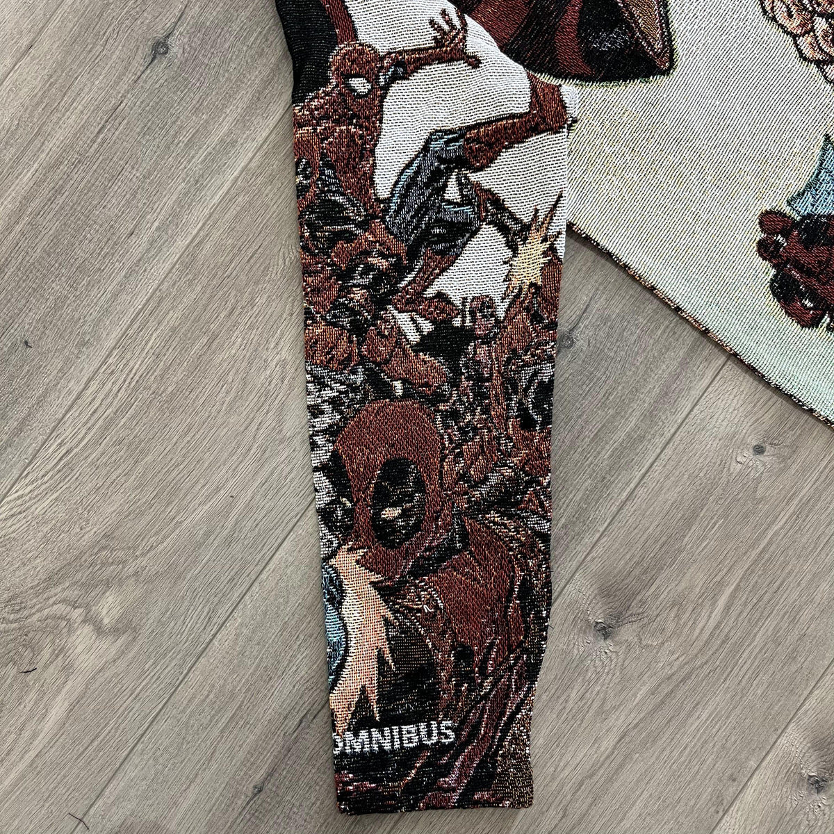 DEADPOOL TAPESTRY HOODIE