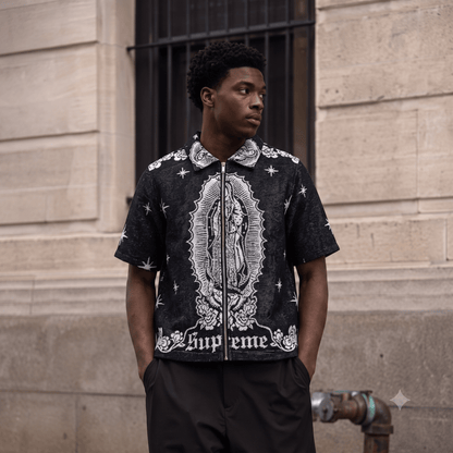 VIRGENCITA BLACK TAPESTRY TEE