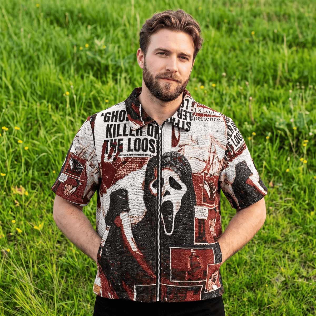 HALLOWEEN Tapestry TEE