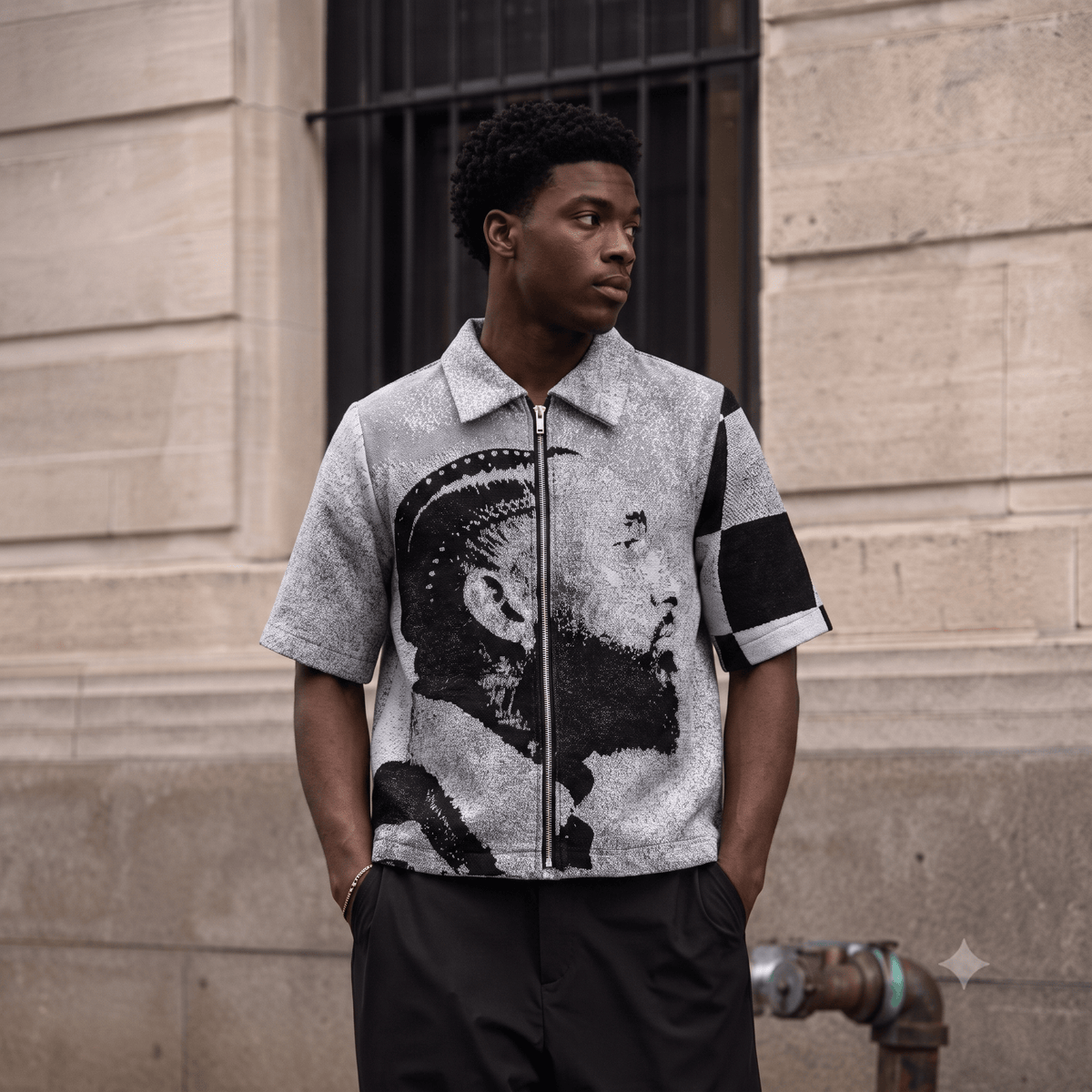 NIP TAPESTRY TEE