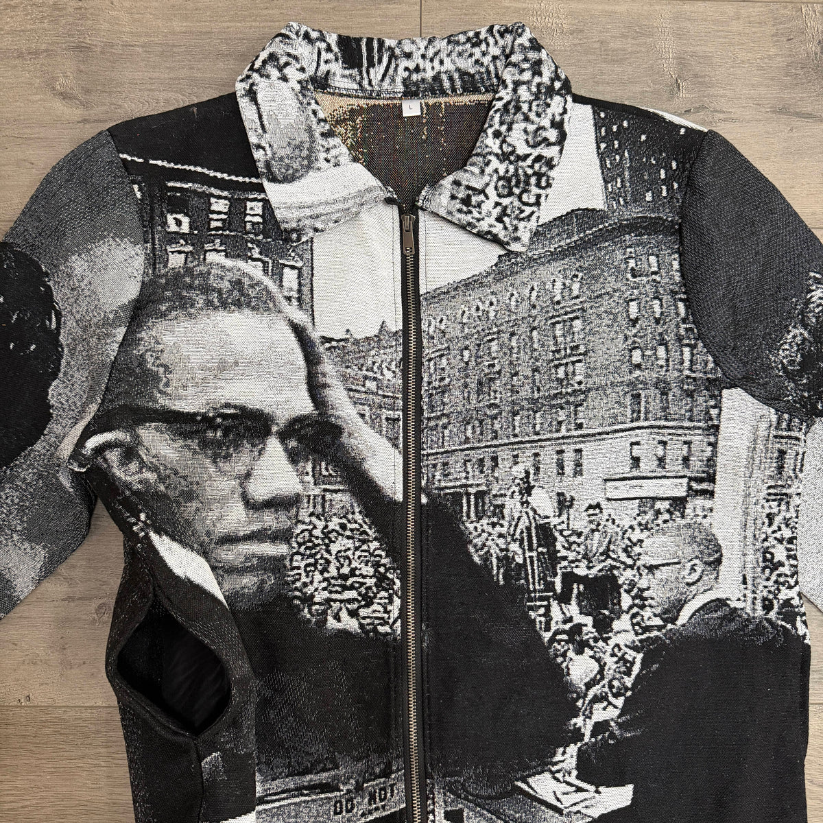 MALCOLM TAPESTRY TEE