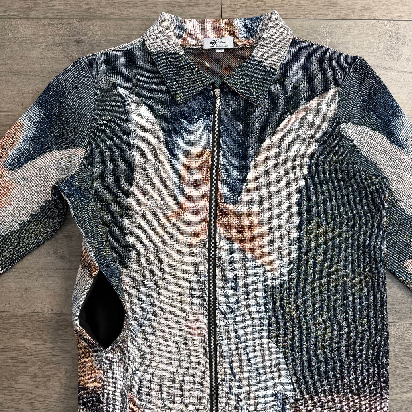 NONAME 1 OF 1 ANGELIC TAPESTRY TEE