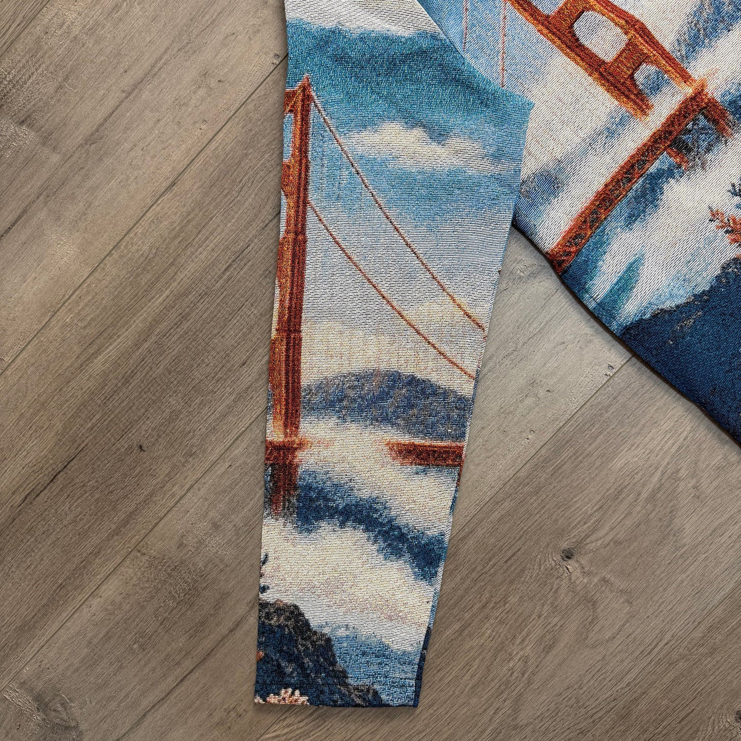 GG BRIDGE TAPESTRY SHACKET
