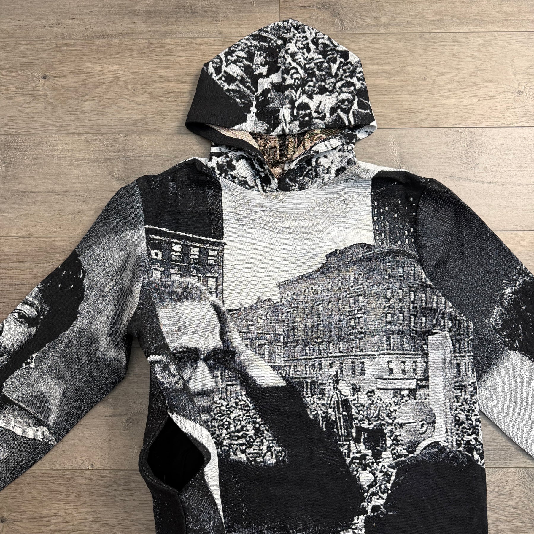 MALCOLM TAPESTRY HOODIE