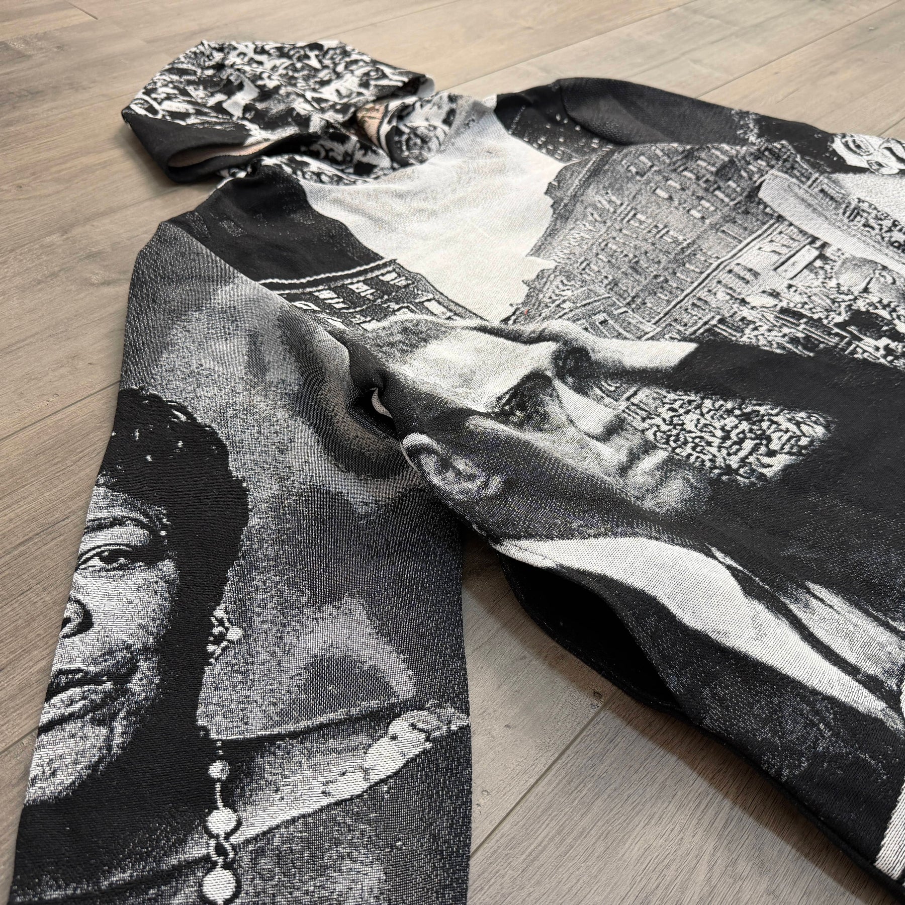 MALCOLM TAPESTRY HOODIE