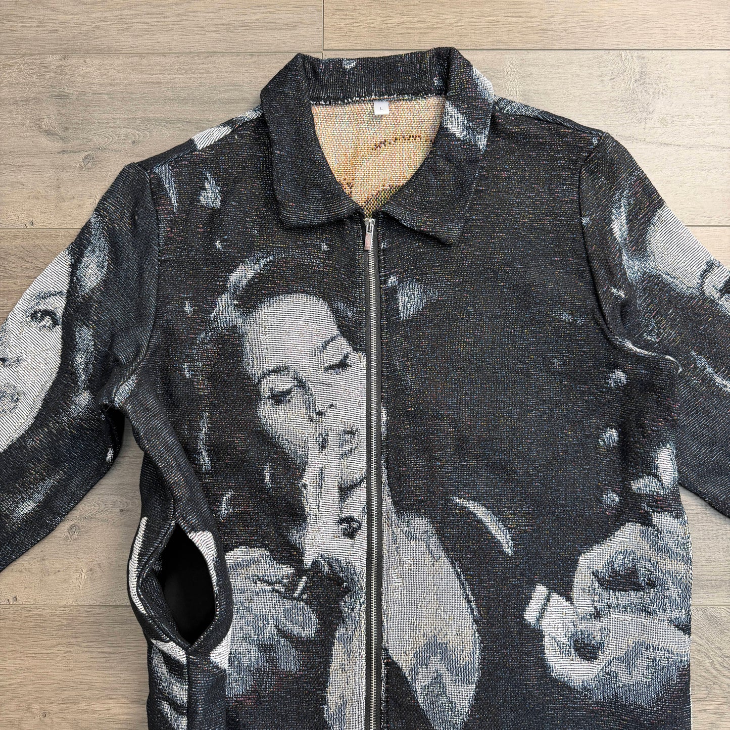 LANA V2 TAPESTRY TEE