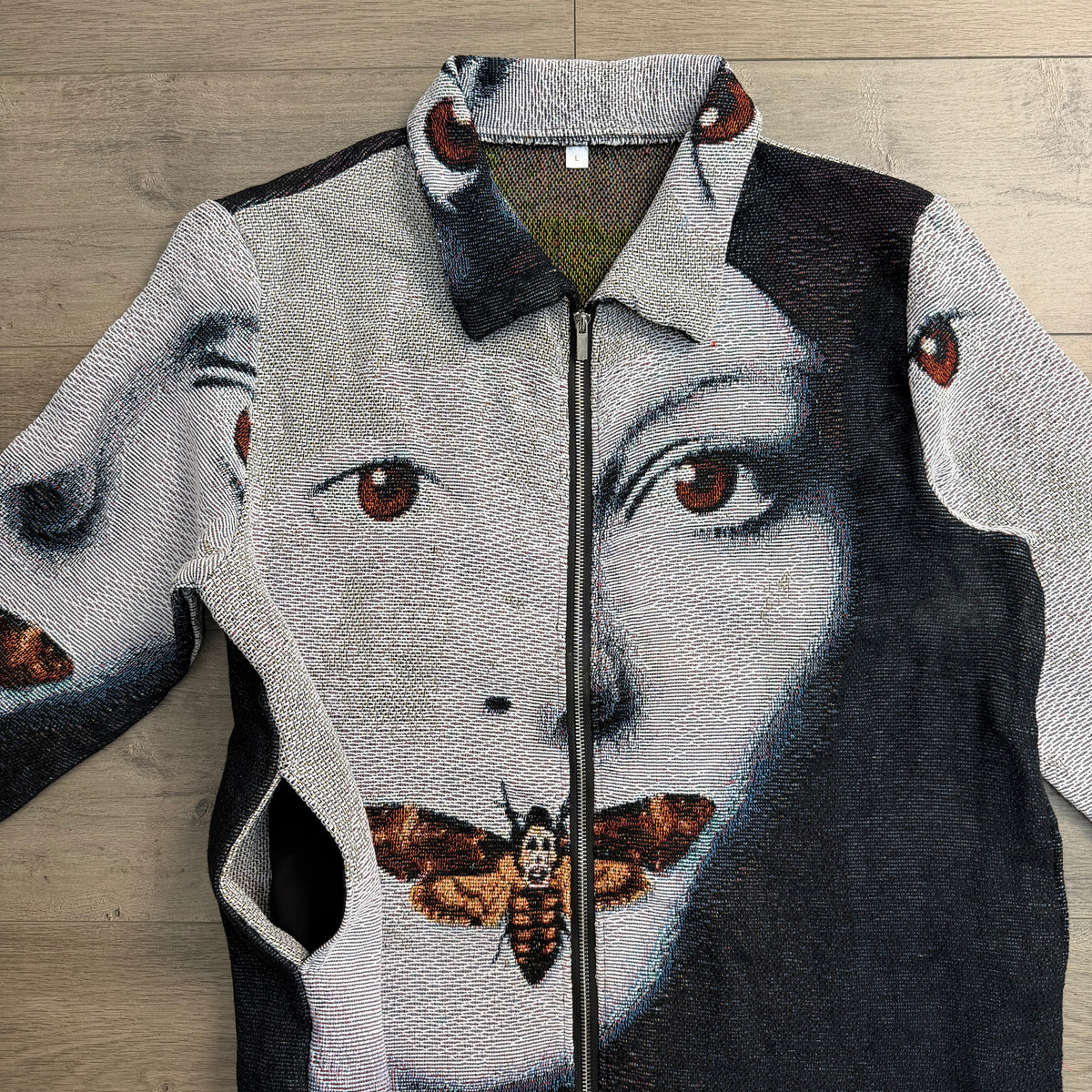 SLIENCE TAPESTRY TEE