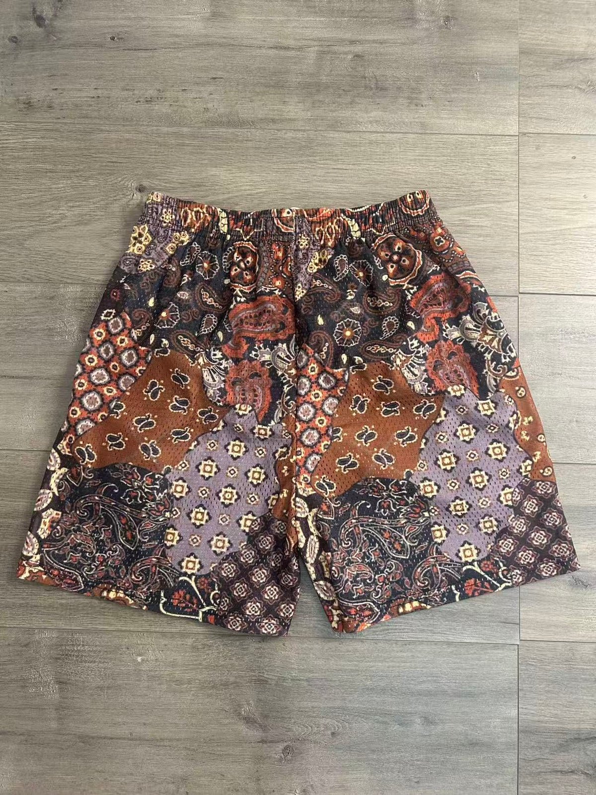 PAISLEY SHORTS-8906