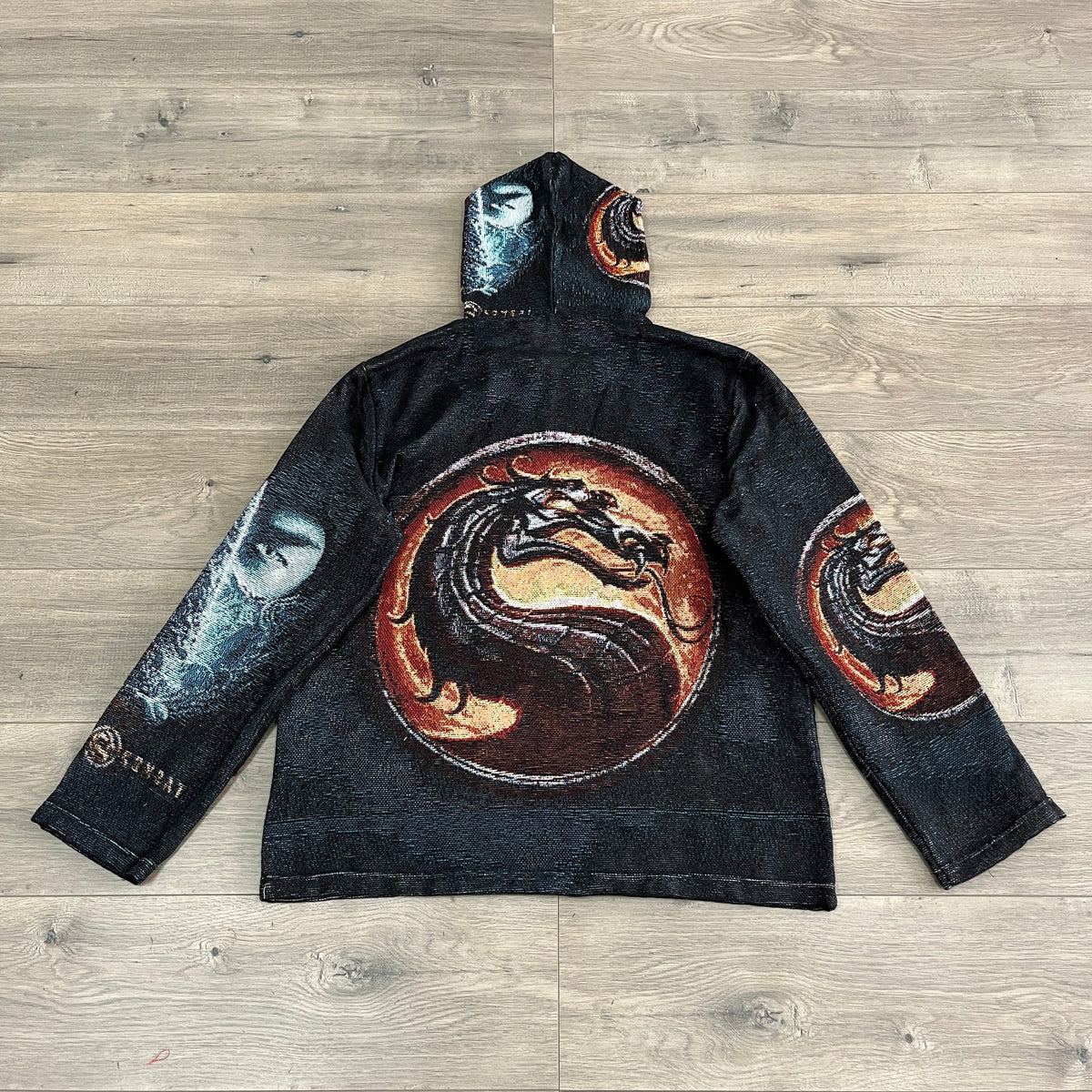 MORTAL COMBAT TAPESTRY HOODIE