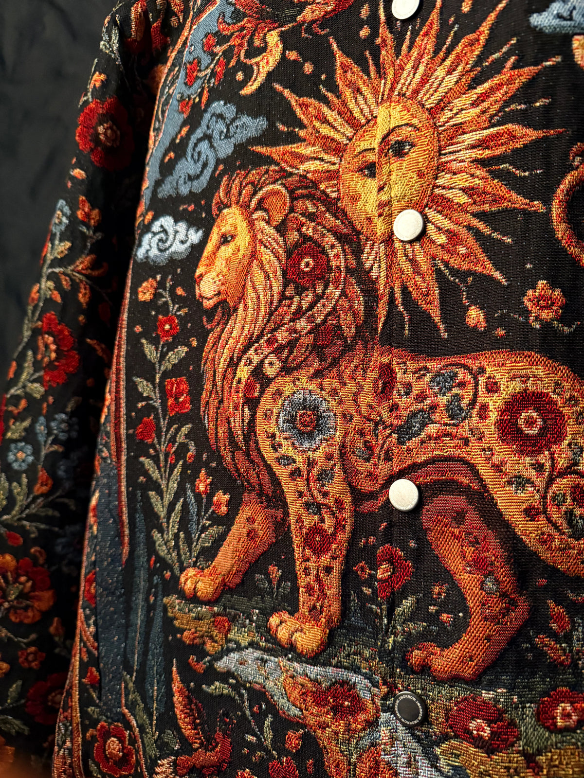 ROYAL LION V2 TAPESTRY JACKET